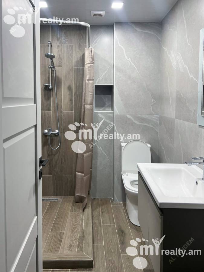 Купить 1 комнатную квартиру Ерзнкян ул, Арабкир Ереван, 160168