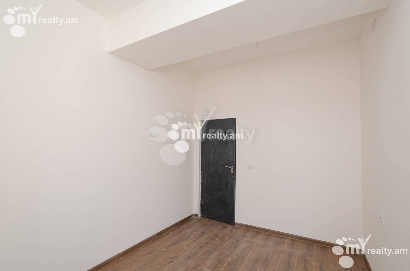 3 սենյականոց բնակարան  Աղբյուր Սերոբ փող, Արաբկիր Երևան, 138930