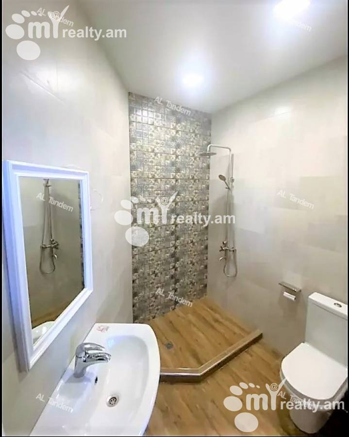 3 bedroom apartment for sale Teryan St, Center Yerevan, 124811