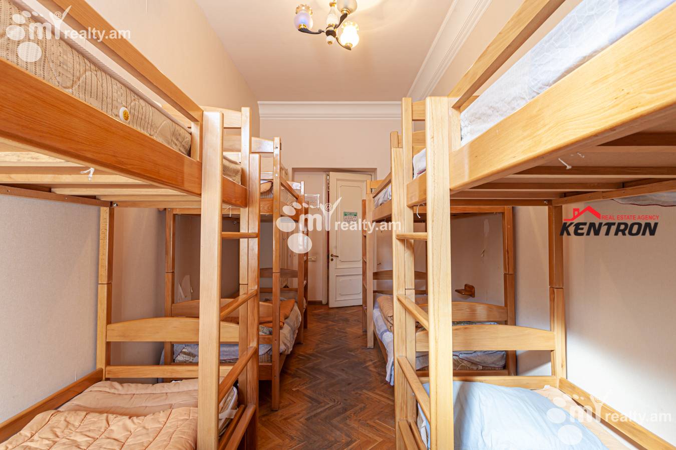 4 bedroom apartment for sale Ghazar Parpetsi St, Center Yerevan, 130944