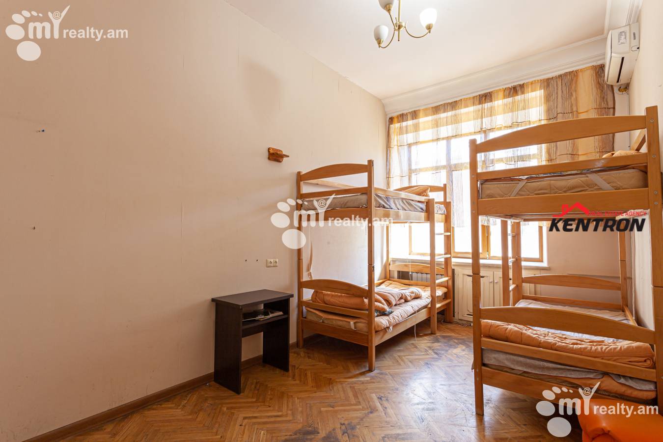 4 bedroom apartment for sale Ghazar Parpetsi St, Center Yerevan, 130944