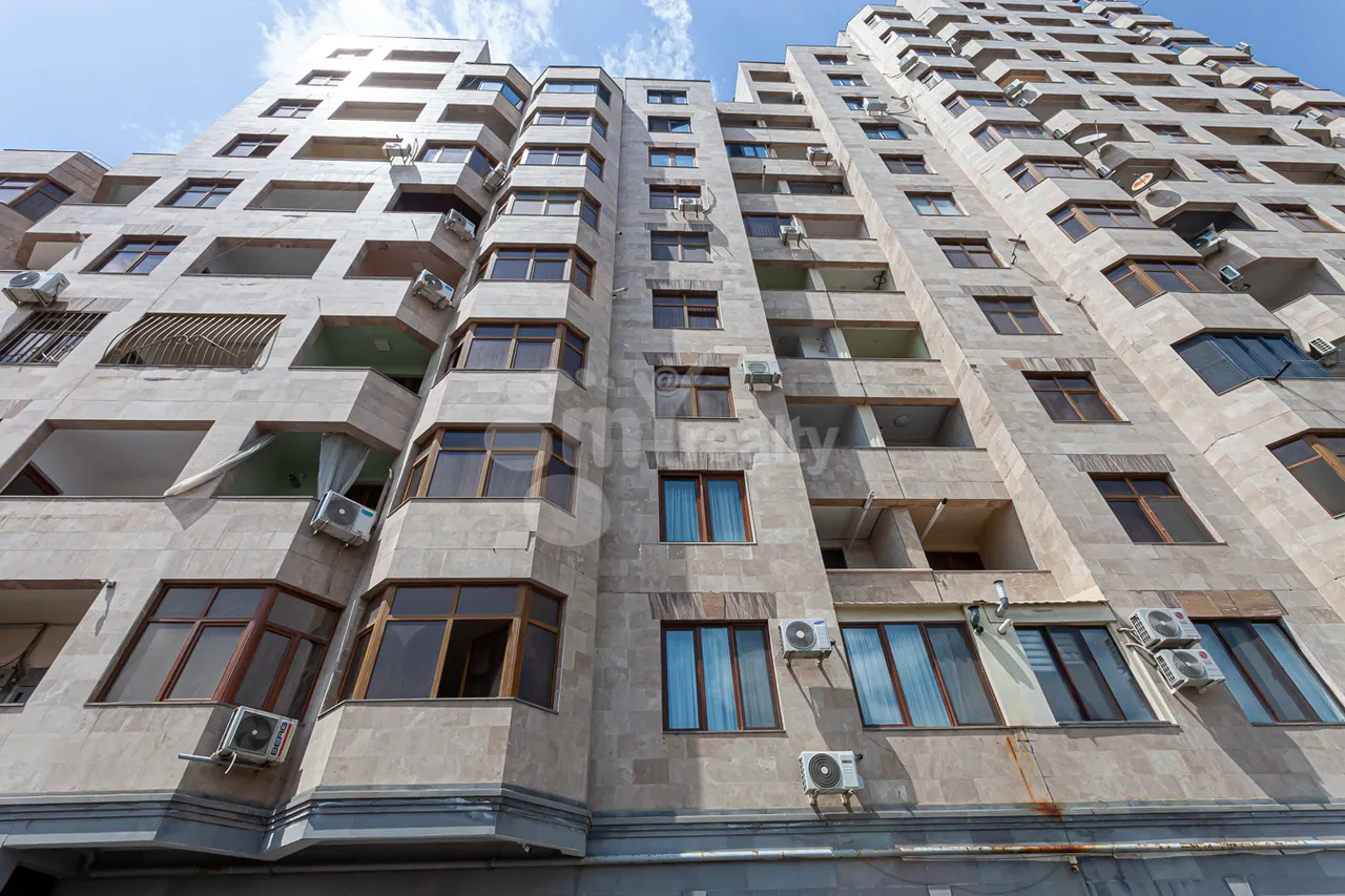 Commercial property for rent V.Papazyan St, Arabkir Yerevan, 160453