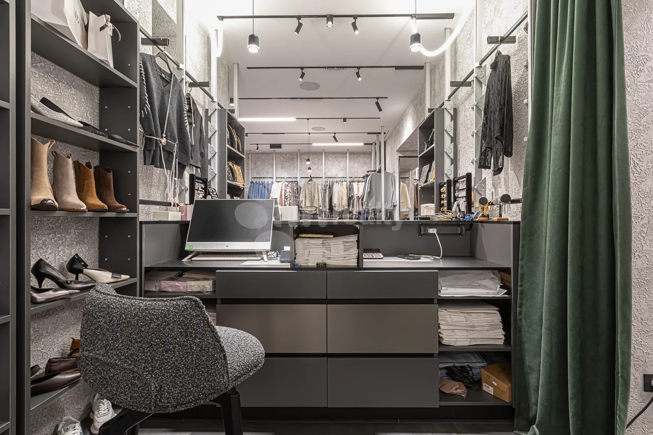 Կոմերցիոն տարածք  Պուշկինի փող, Կենտրոն Երևան, 158222