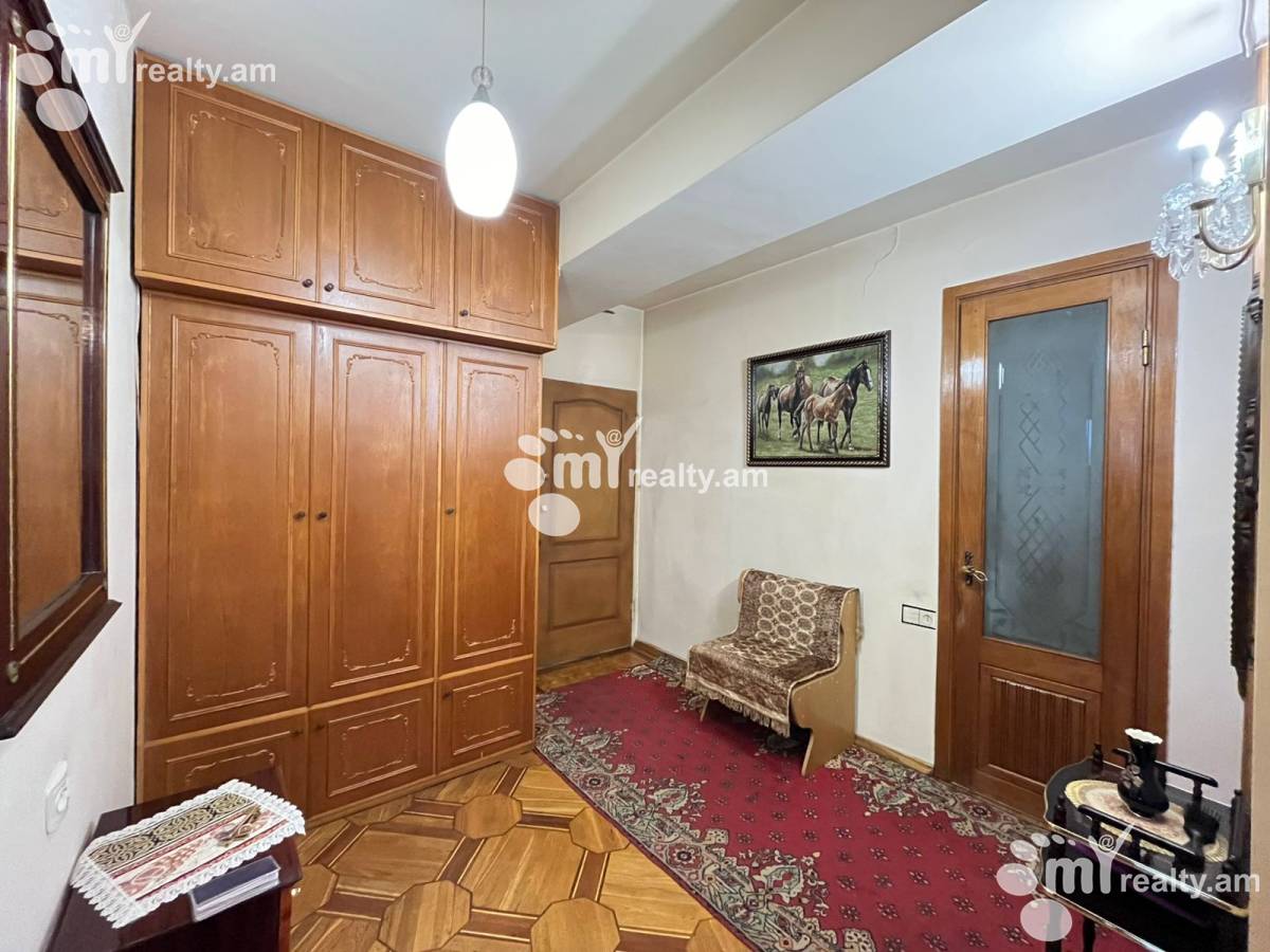 3 bedroom apartment for sale خیابان هاکوبیان, عربگیر ایروان, 156852