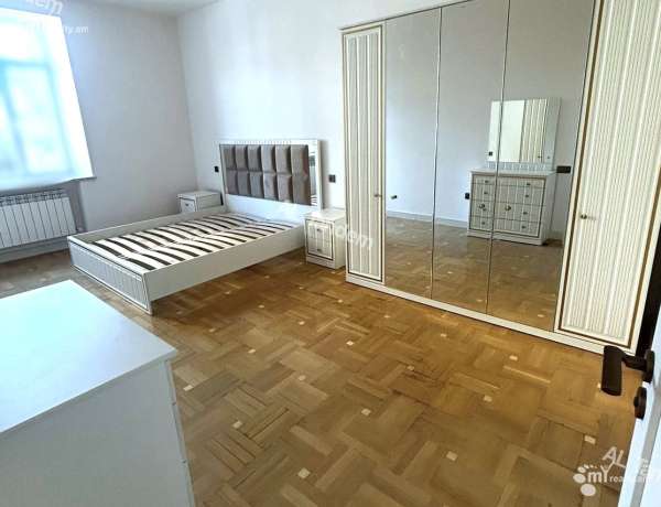 bnakaran/2-senyakanoc/Vardanants+St/Center/Yerevan