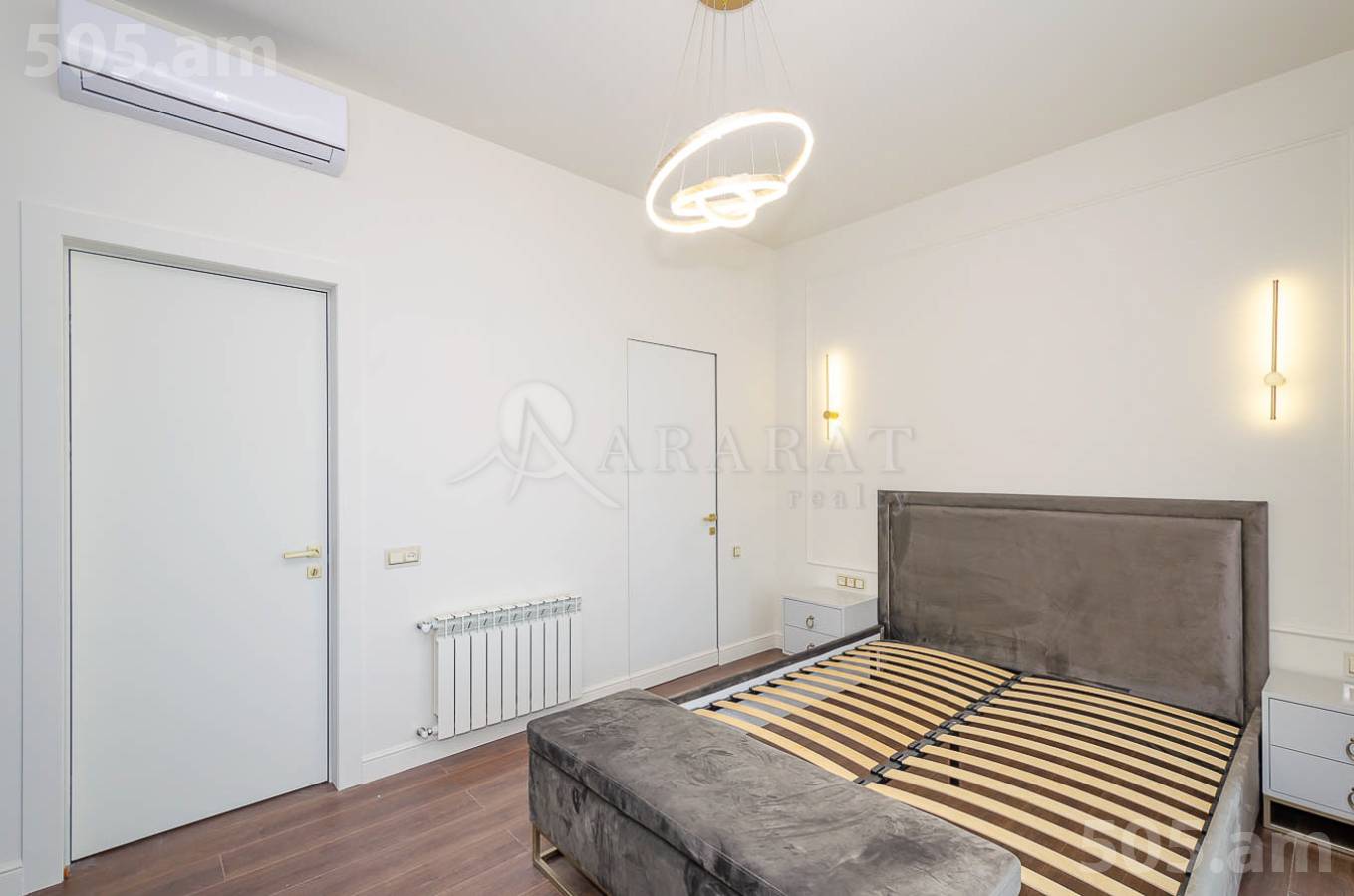 4 սենյականոց բնակարան վարձով , Կենտրոն Երևան, 153305