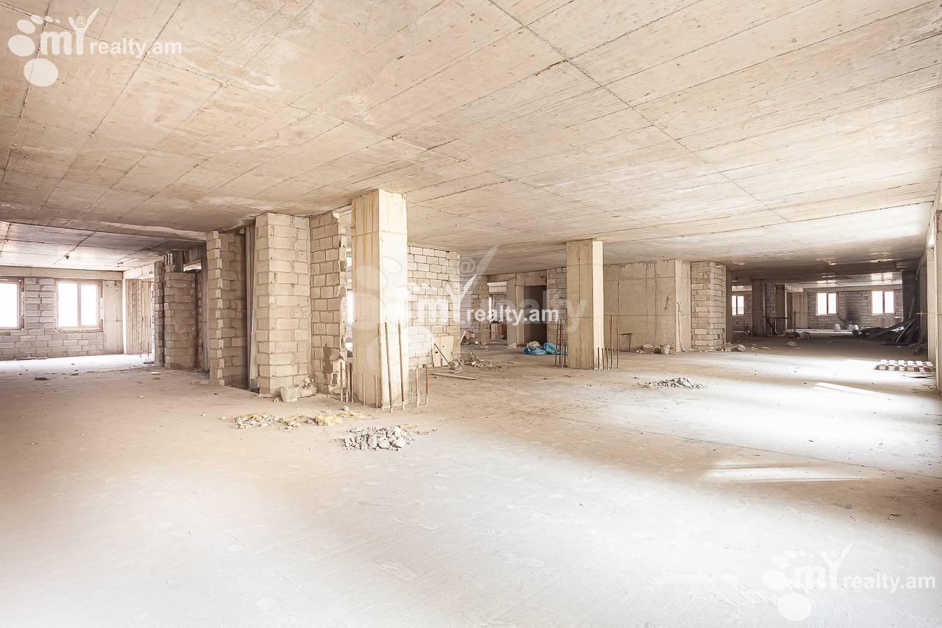 Կոմերցիոն տարածք վարձով Ամիրյան փող, Կենտրոն Երևան, 150380