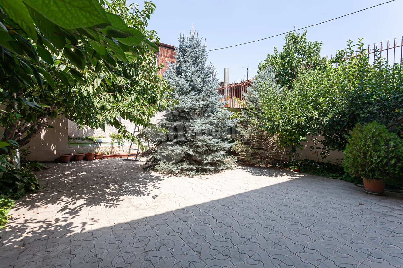 House for sale Sevqareci Saqo St, Arabkir Yerevan, 161229