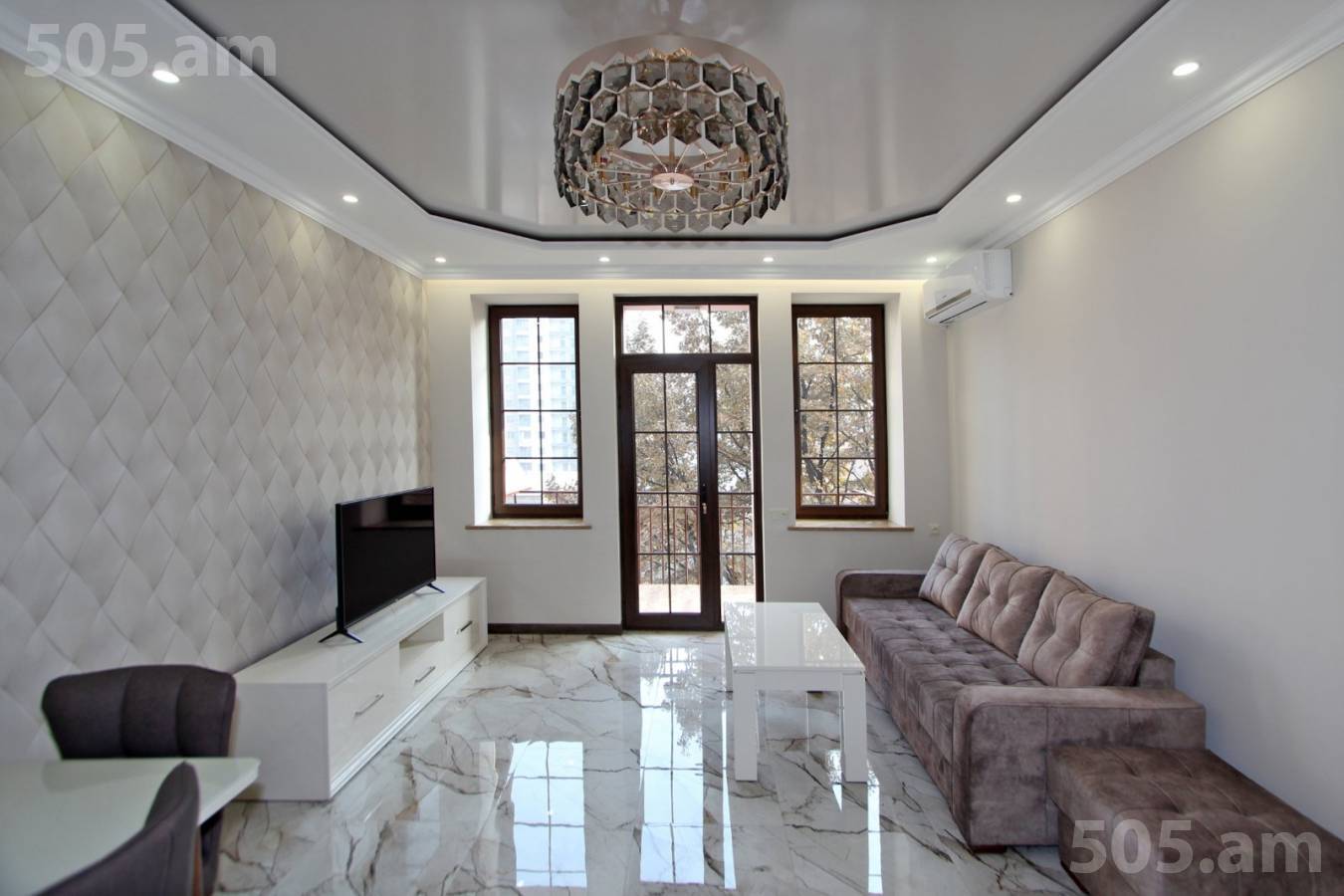 3 bedroom apartment for sale Saryan St, Center Yerevan, 149468