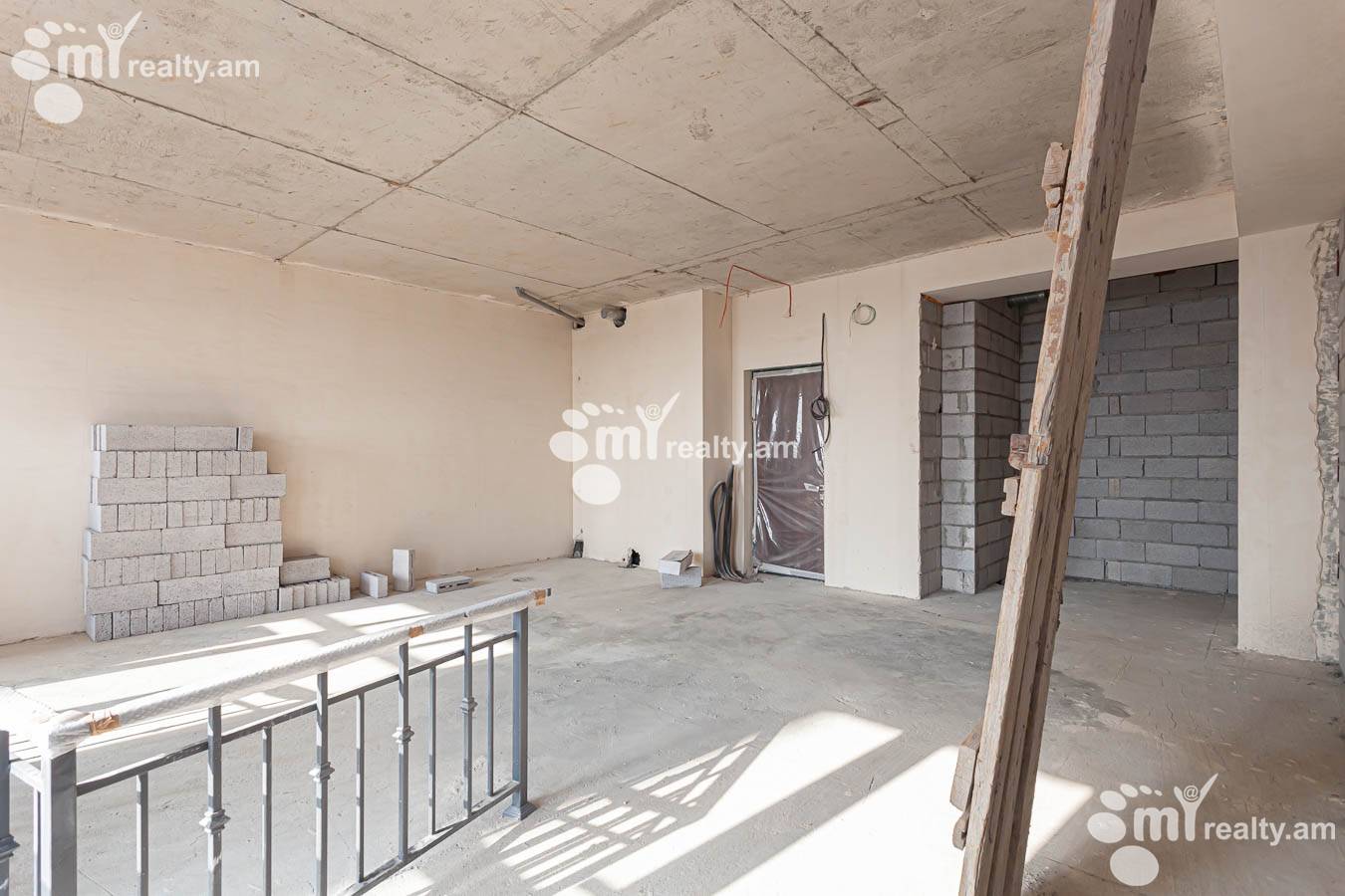 2 bedroom apartment for sale خیابان آرشاکونیاک, مرکز شهر ایروان, 153848