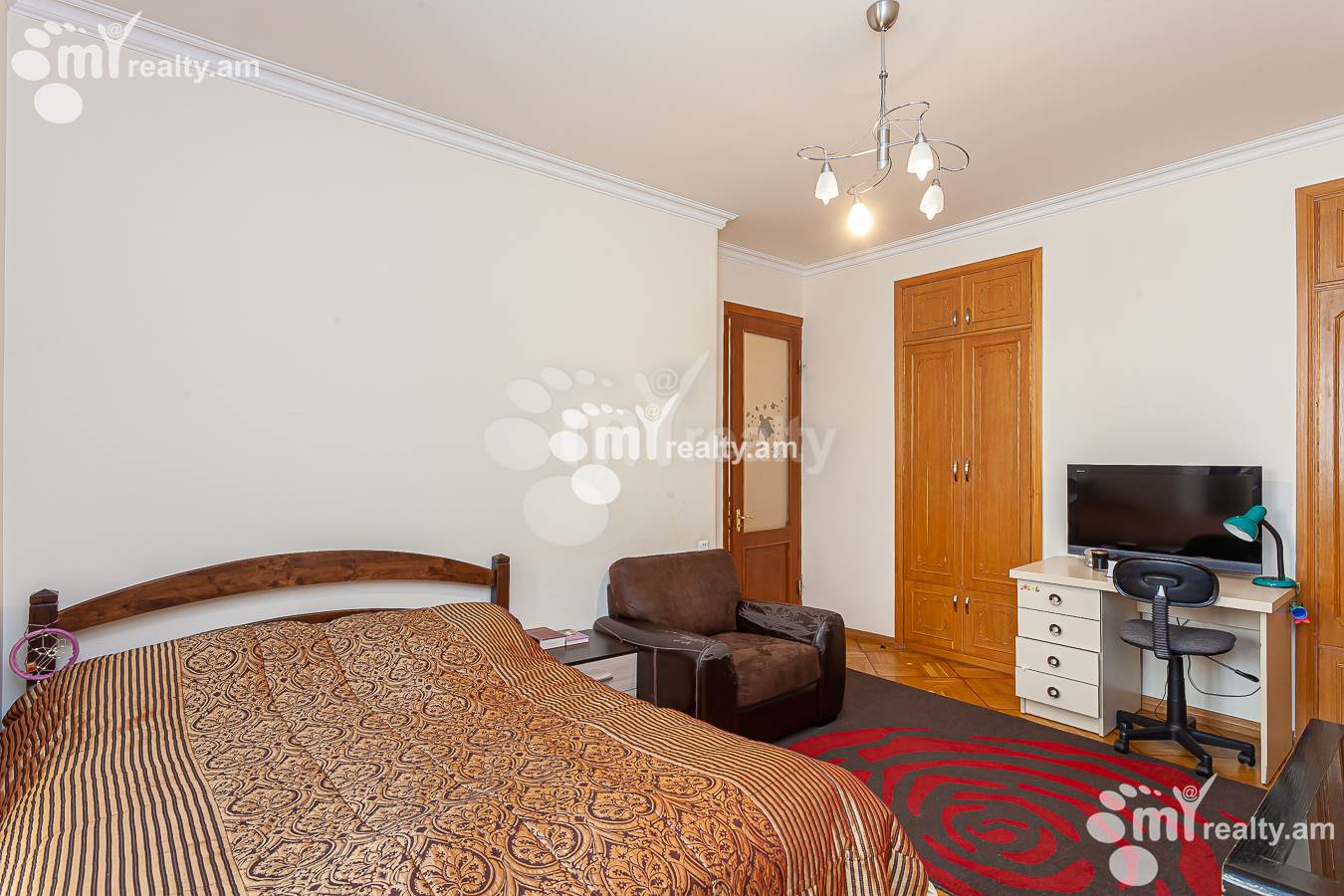 Купить 3 комнатную квартиру Пушкин ул, Центр Ереван, 145932