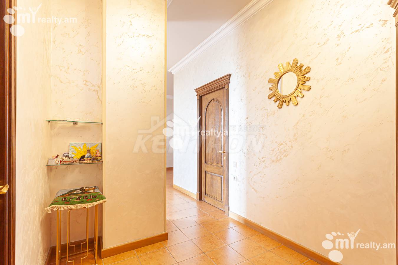 Купить 3 комнатную квартиру Саят-Нова пр, Центр Ереван, 155778