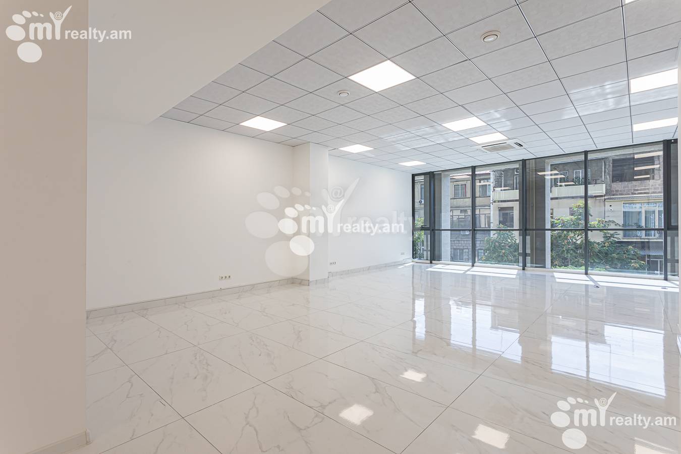 Commercial for rent خیابان نعلبندیان, مرکز شهر ایروان, 156759