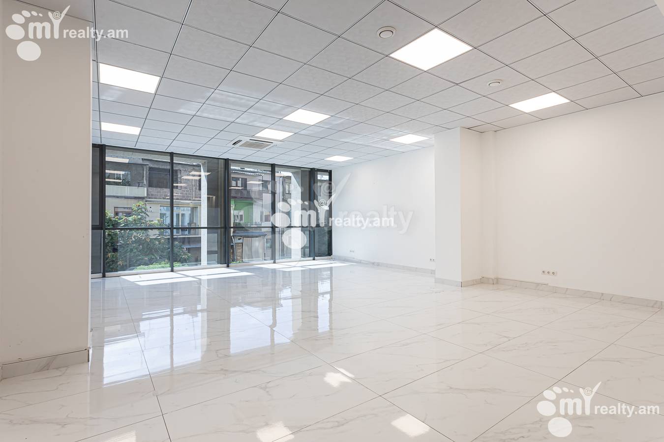 Commercial for rent خیابان نعلبندیان, مرکز شهر ایروان, 156759