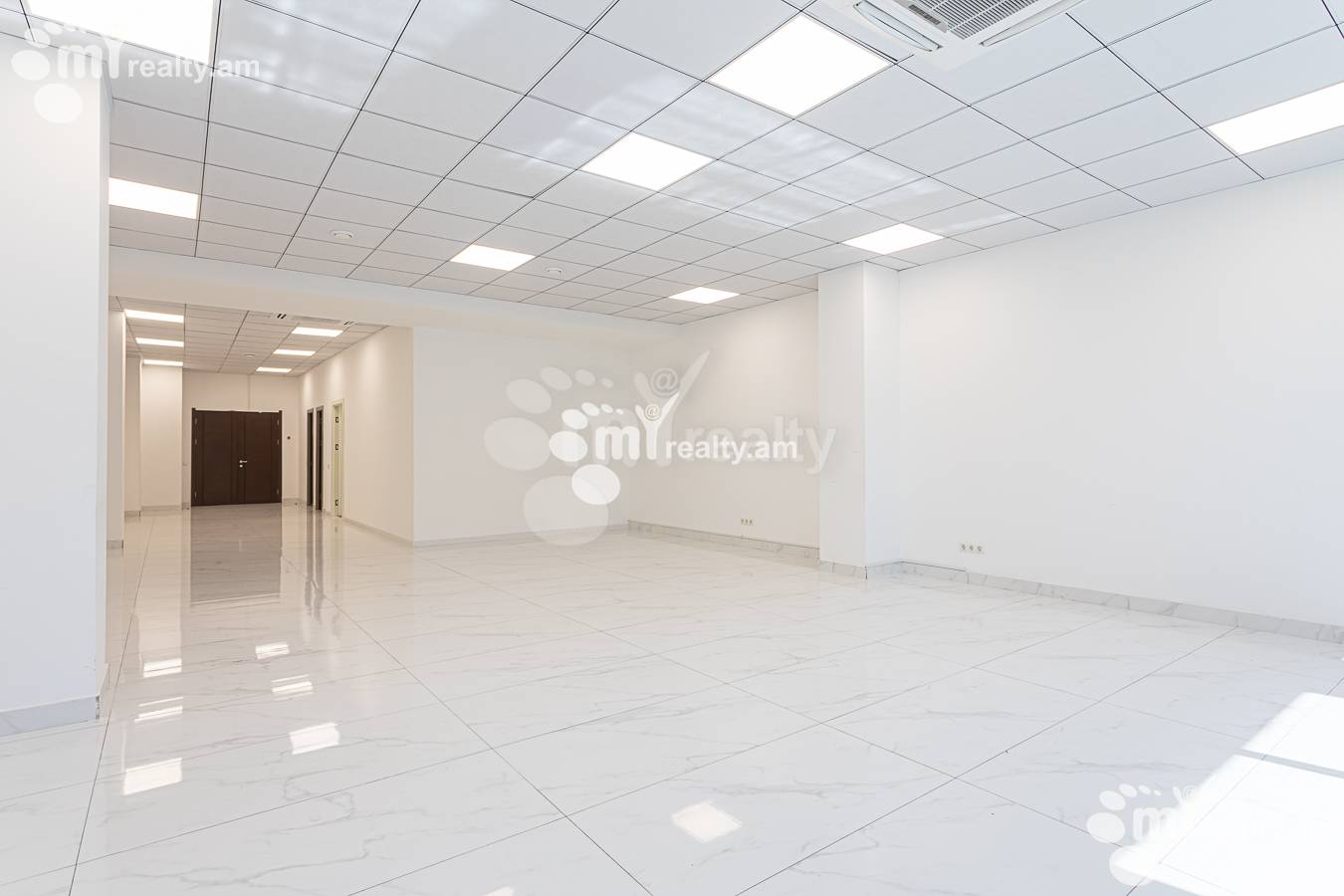 Commercial for rent خیابان نعلبندیان, مرکز شهر ایروان, 156759