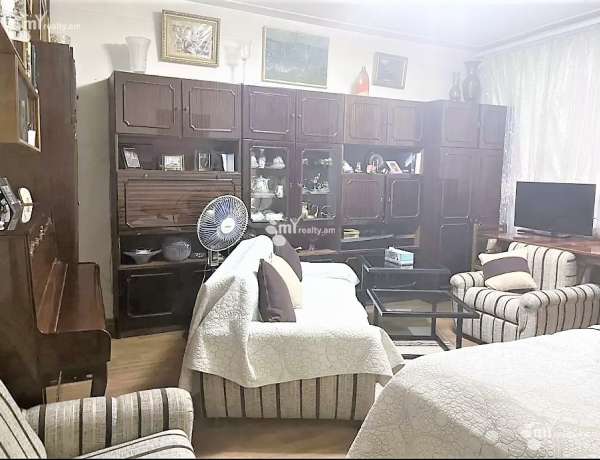 bnakaran/1-senyakanoc/Hambardzumyan+St/Arabkir/Yerevan