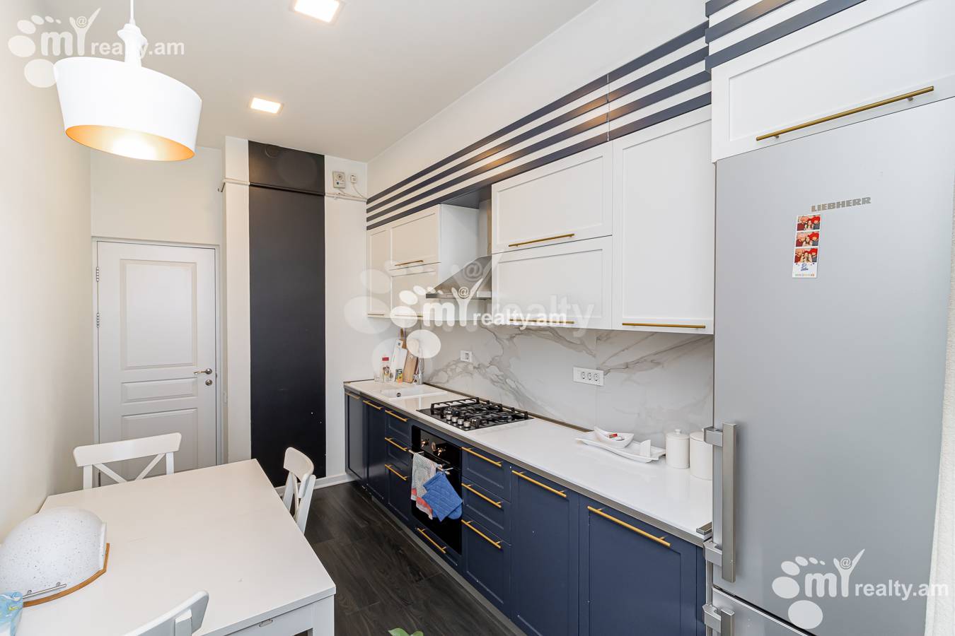 3 bedroom apartment for sale خیابان گیورجیان, نور نورک ایروان, 145403