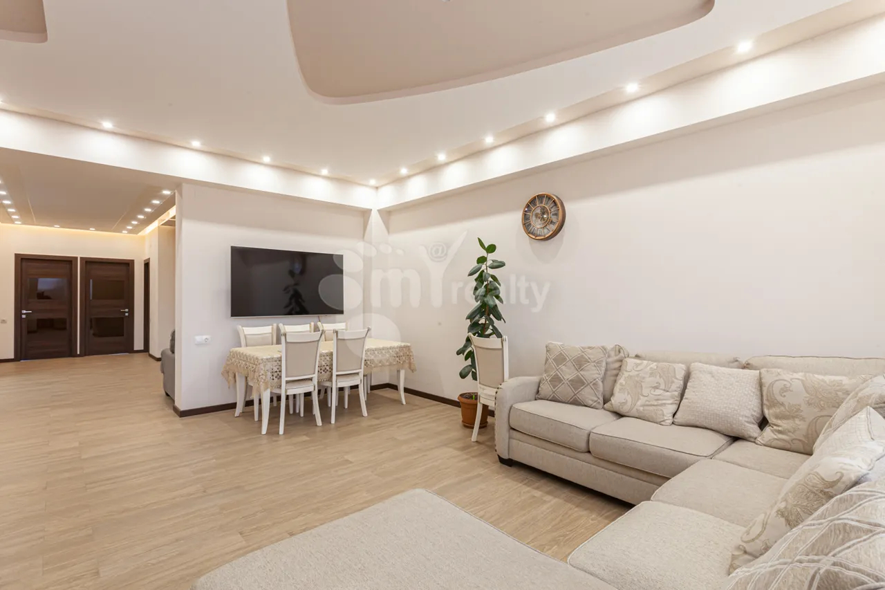 3 bedroom apartment for rent خیابان میکویان, داوتاشِن ایروان, 159435