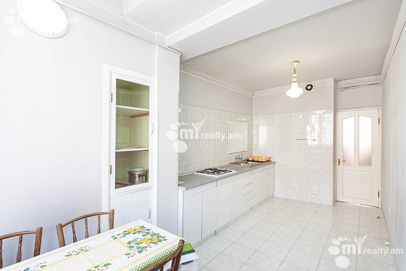 2 bedroom apartment for rent Amiryan St, Center Yerevan, 152041