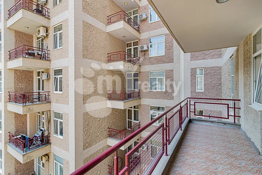 3 սենյականոց բնակարան վարձով Ռոստոմի փող, Կենտրոն Երևան, 159425