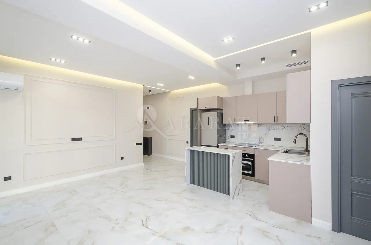 3 սենյականոց բնակարան  Արշակունյաց պող, Կենտրոն Երևան, 158814