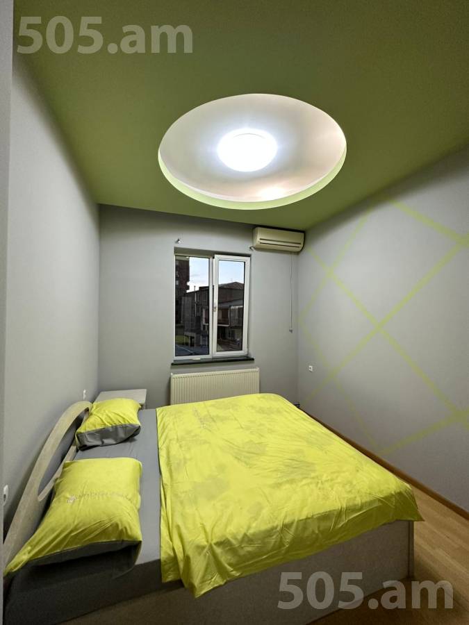 4 սենյականոց բնակարան  Հանրապետության փող, Կենտրոն Երևան, 154152