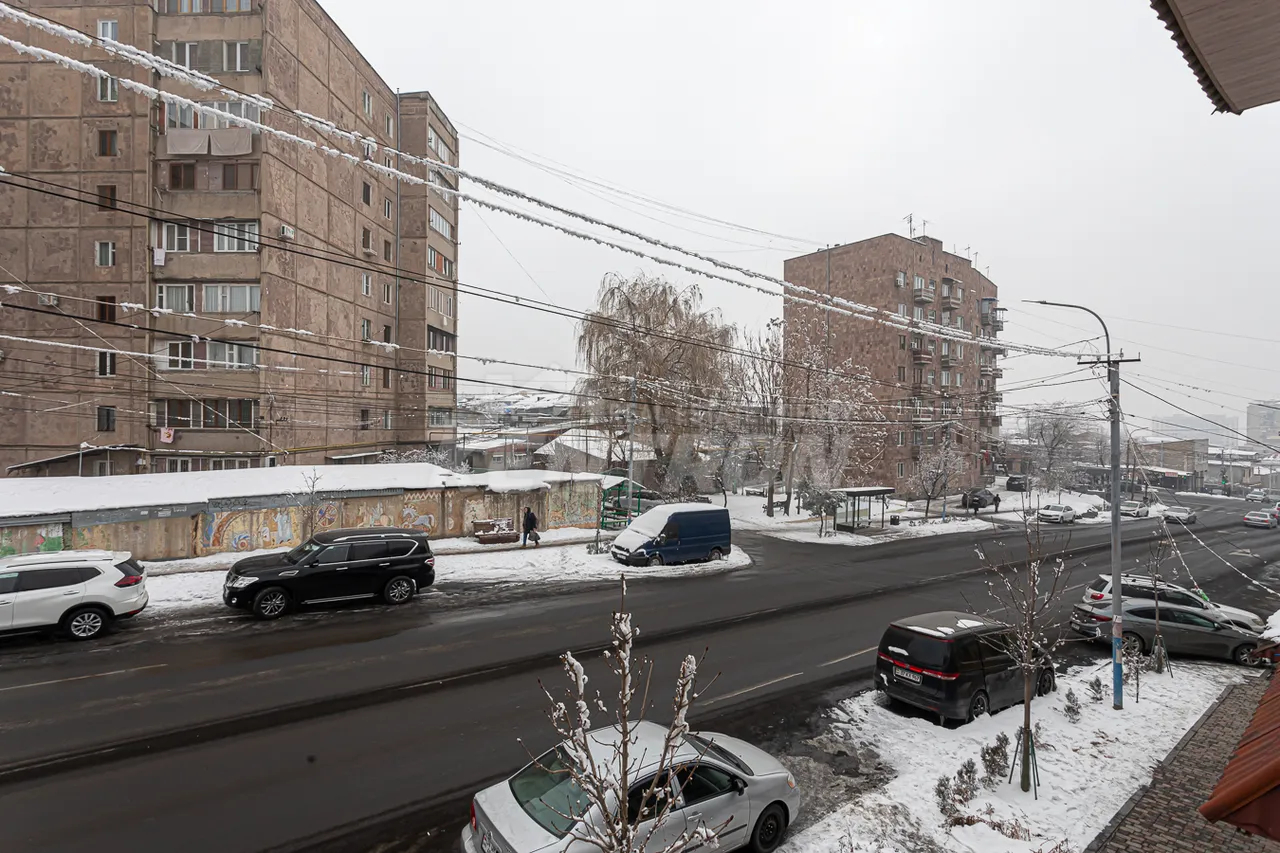 Commercial property for sale K. Ulnetsi St, Quanaquère-Zeytoun Yerevan, 159445