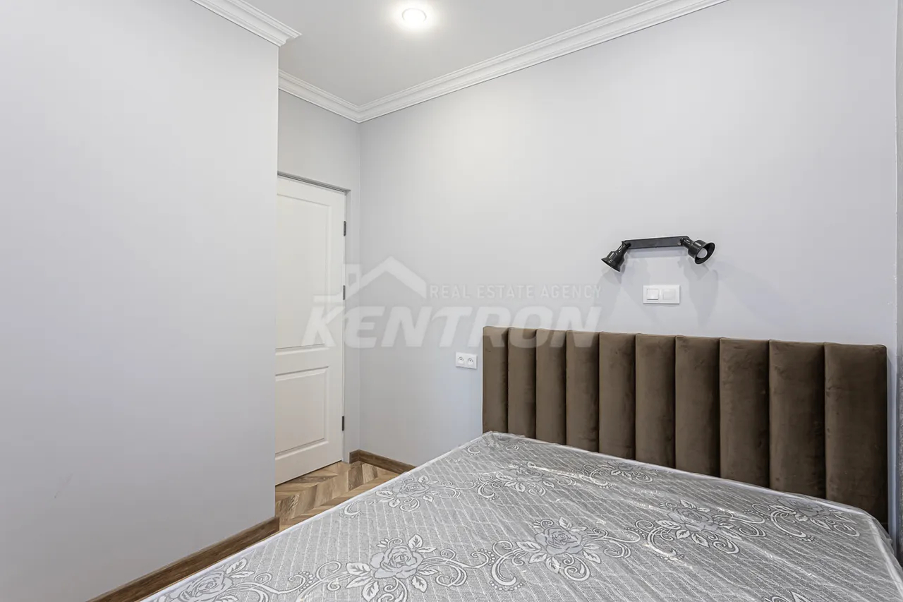 3 bedroom apartment for rent Saryan St, Center Yerevan, 158910