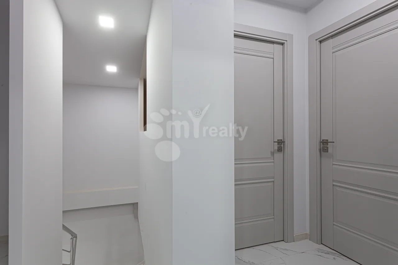 4 bedroom apartment for sale Moldovakan St, Nor Norque Yerevan, 160231