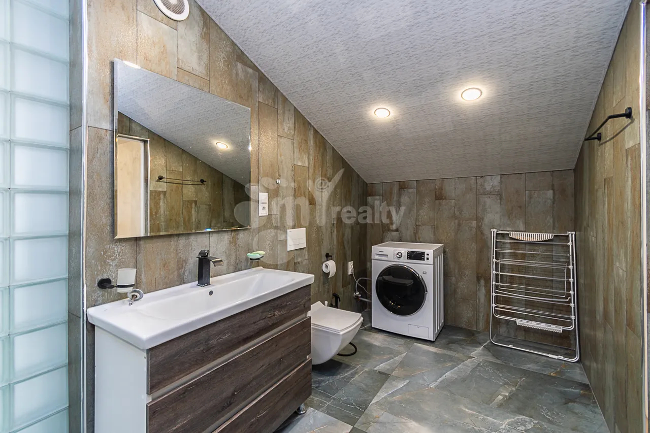 2 bedroom apartment for sale خیابان کیِفیان, عربگیر ایروان, 160937
