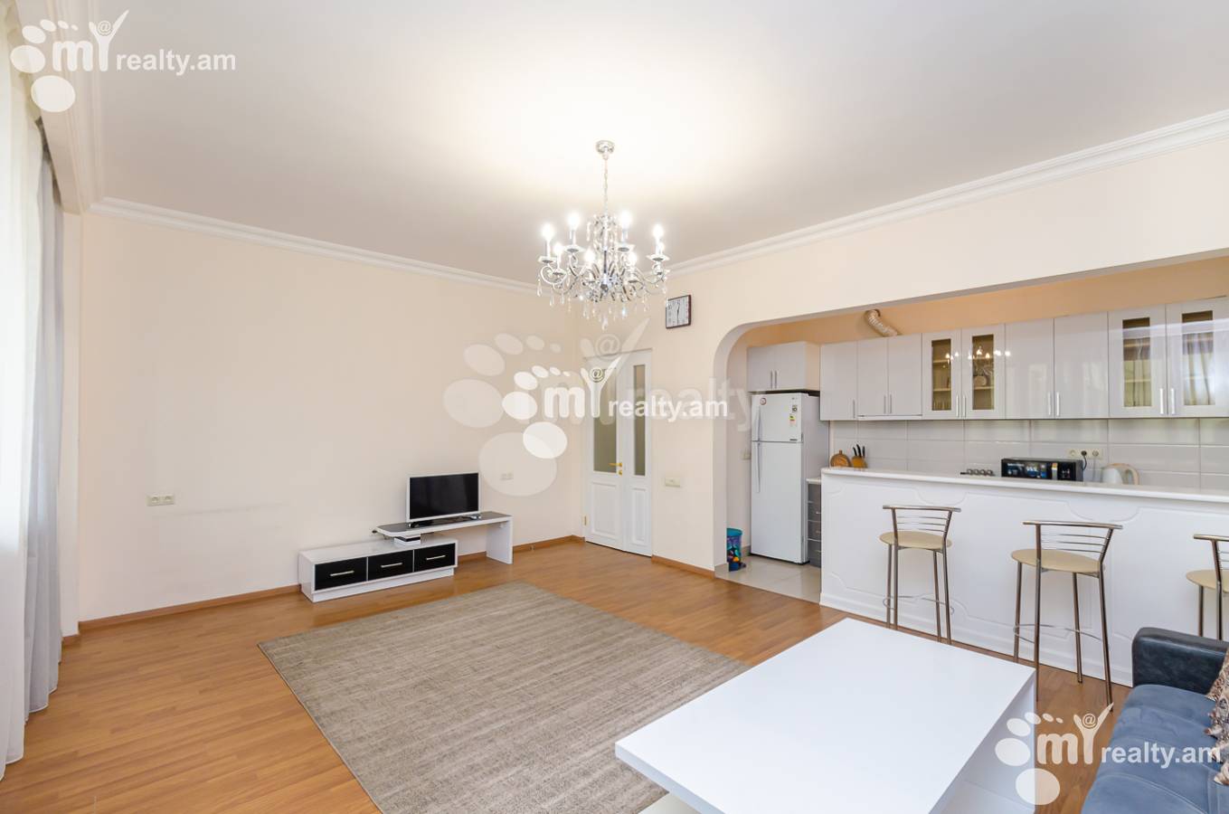 2 bedroom apartment for rent Amiryan St, Center Yerevan, 153958