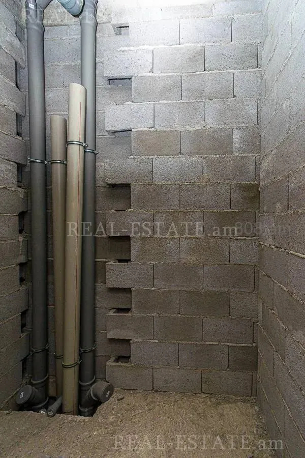 3 bedroom apartment for sale Antarayin St, Center Yerevan, 157899