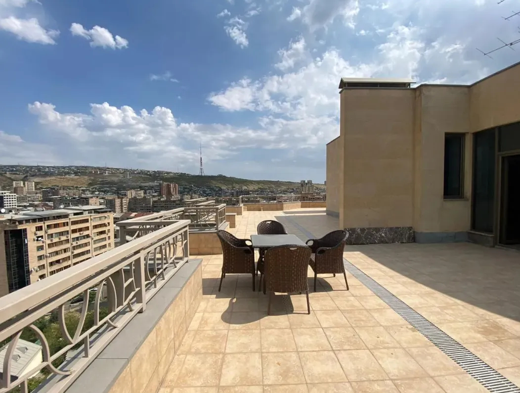 6 bedroom apartment for sale rue d'Abovyan, Center Yerevan, 159818