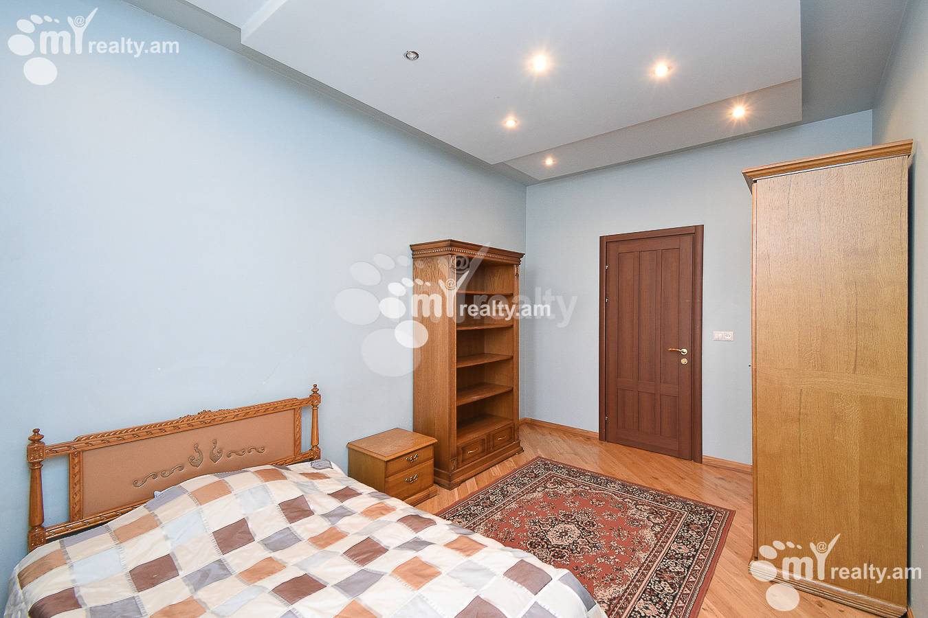 Купить 4 комнатную квартиру Саят-Нова пр, Центр Ереван, 155440