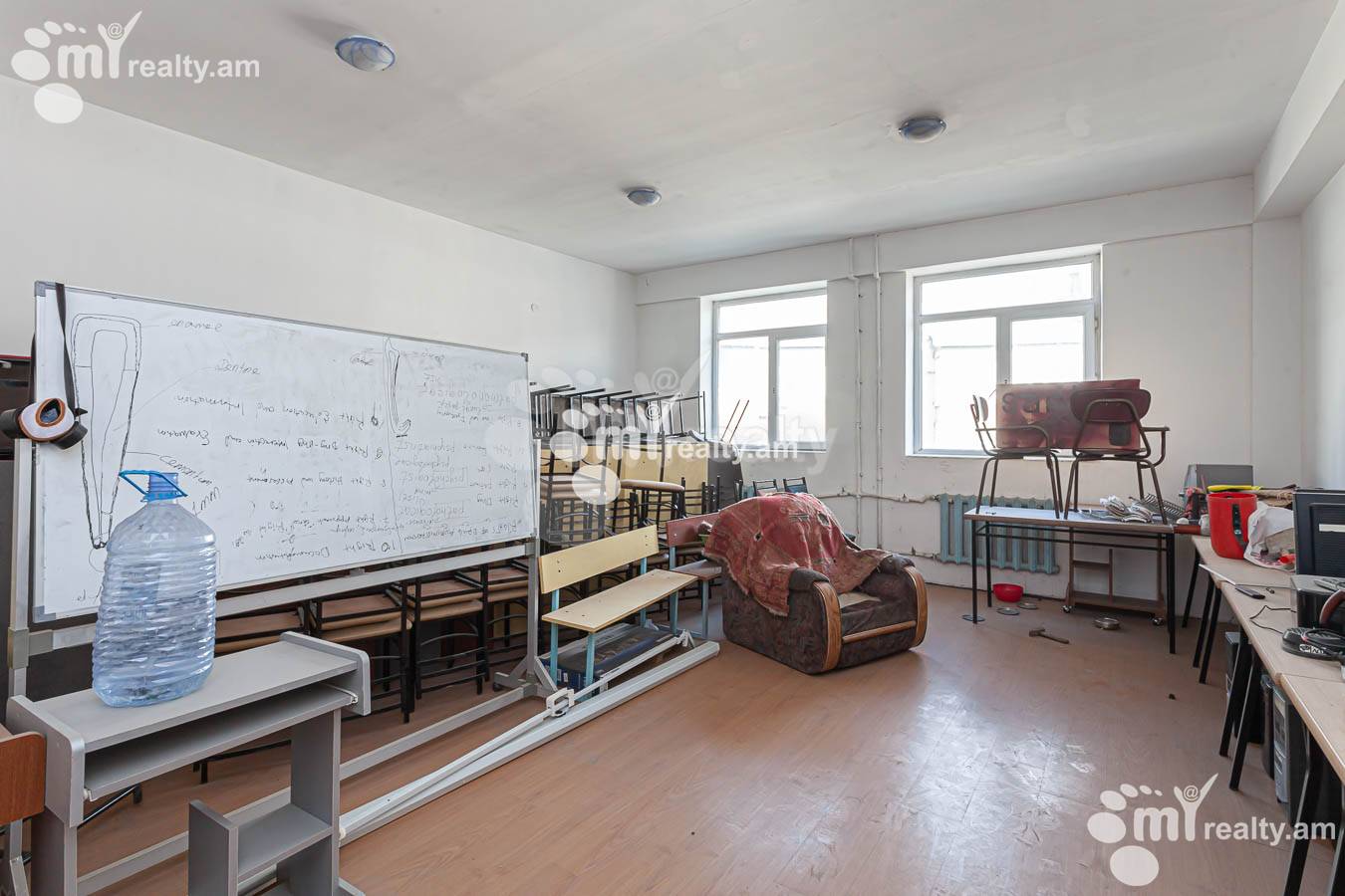 Commercial property for rent Mashtots Ave, Center Yerevan, 154073