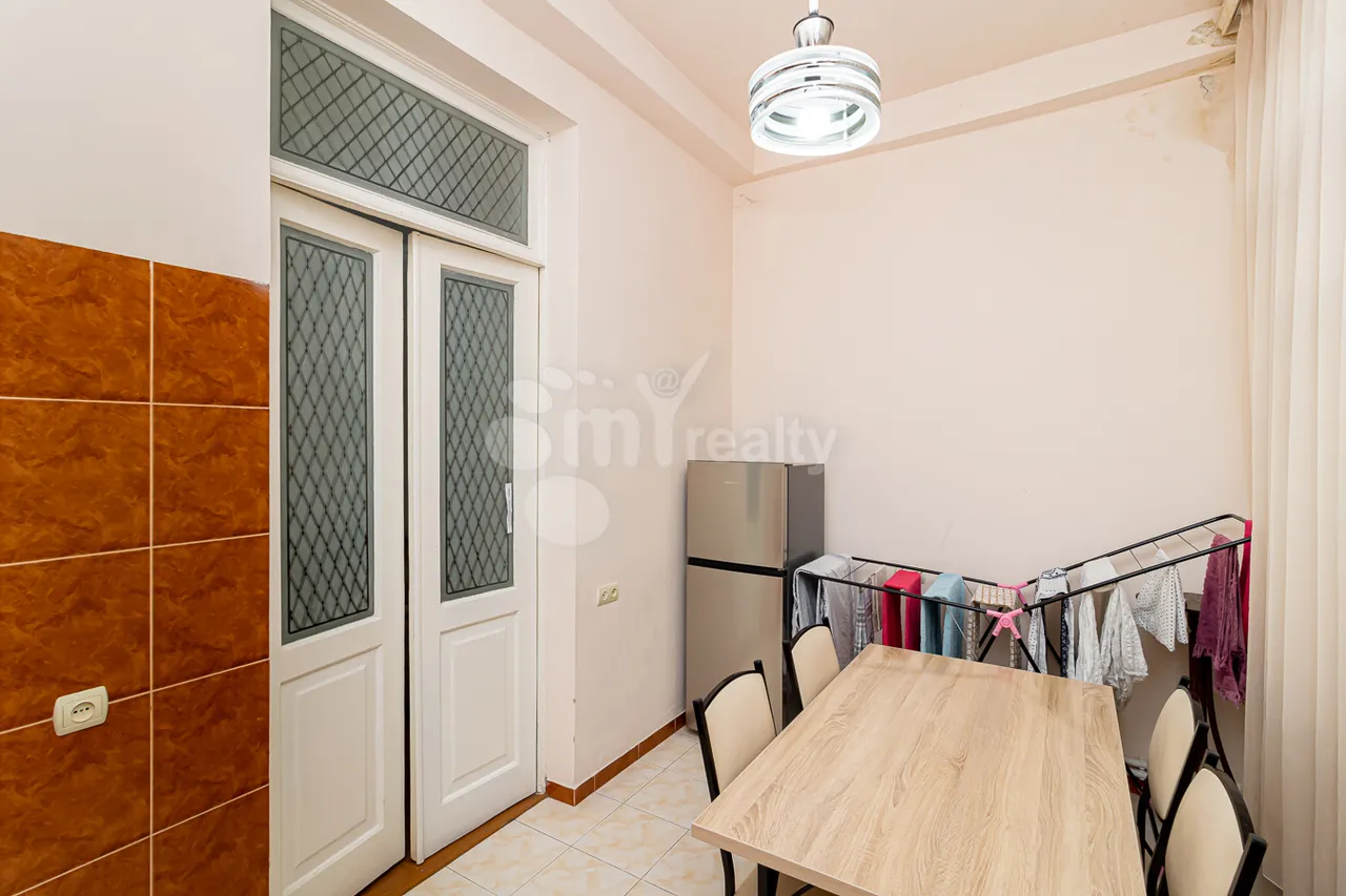 2 bedroom apartment for sale خیابان گ. لوساوُریچ, مرکز شهر ایروان, 158966