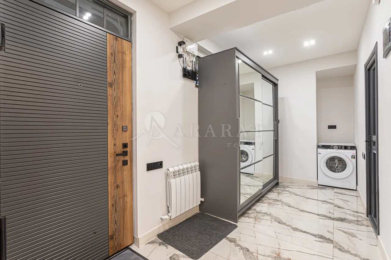 3 bedroom apartment for sale Gyulbenkyan St, Arabkir Yerevan, 157442