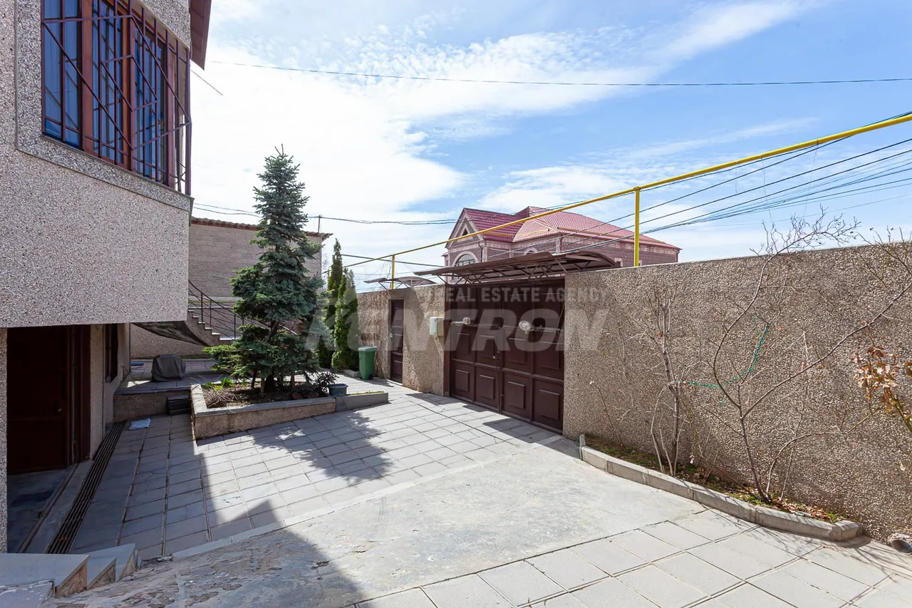 Առանձնատուն  Բագրևանդ թաղամաս, Նոր Նորք Երևան, 157252