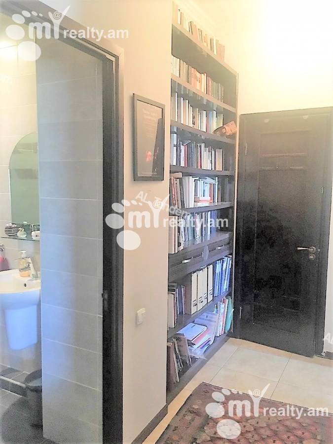 3 bedroom apartment for sale Rostom St, Center Yerevan, 142274