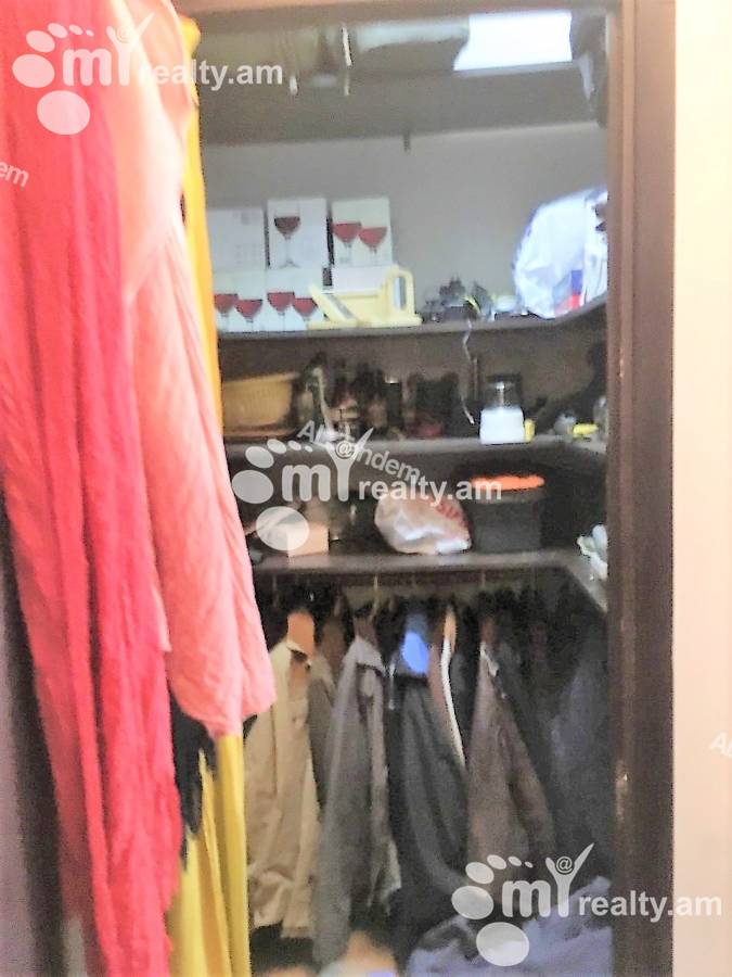 3 bedroom apartment for sale Rostom St, Center Yerevan, 142274