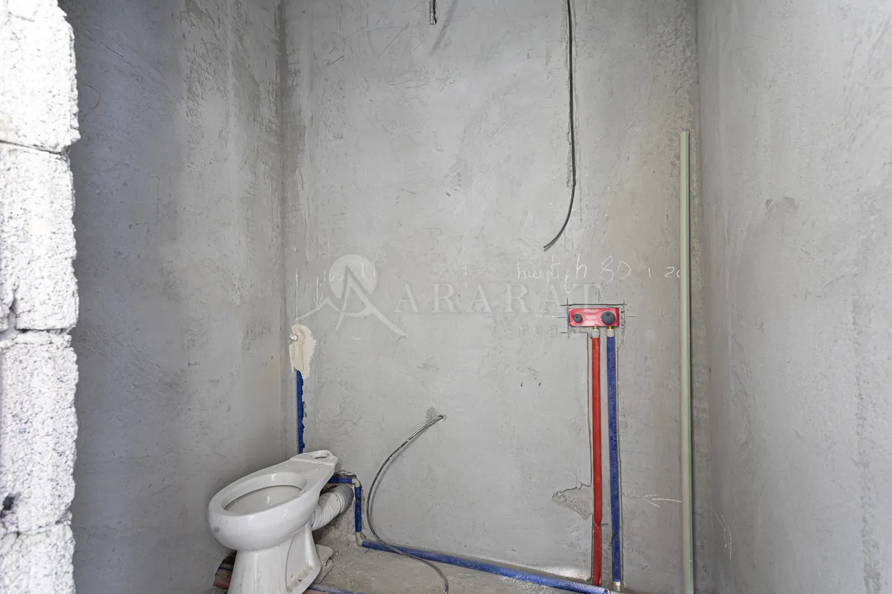 4 bedroom apartment for sale Aghbyur Serob St, Arabkir Yerevan, 157232