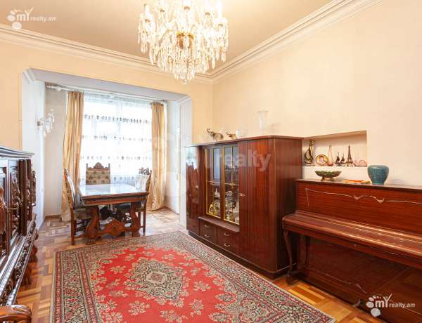 snyat-kvartiru/4-komnatnaya/Saryan+St/Center/Yerevan