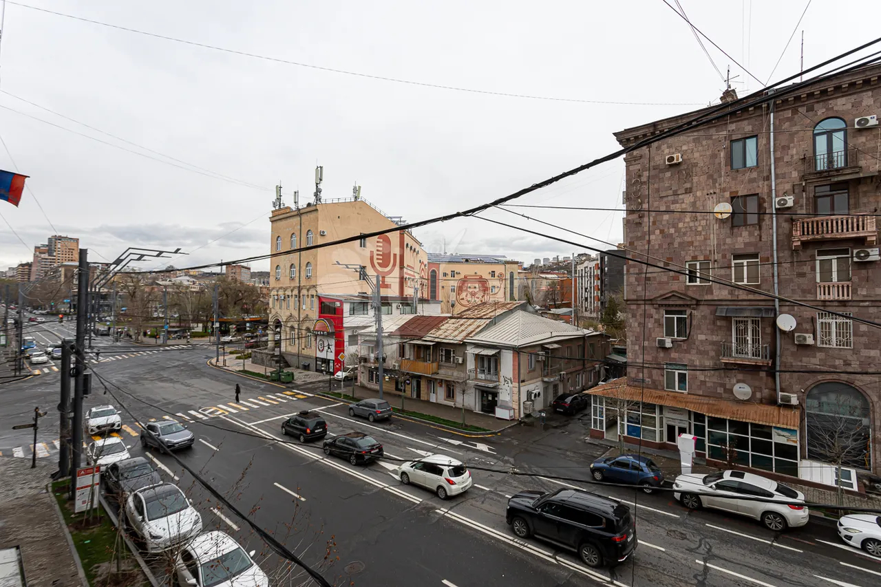 2 bedroom apartment for rent A.Manukyan St, Center Yerevan, 160051