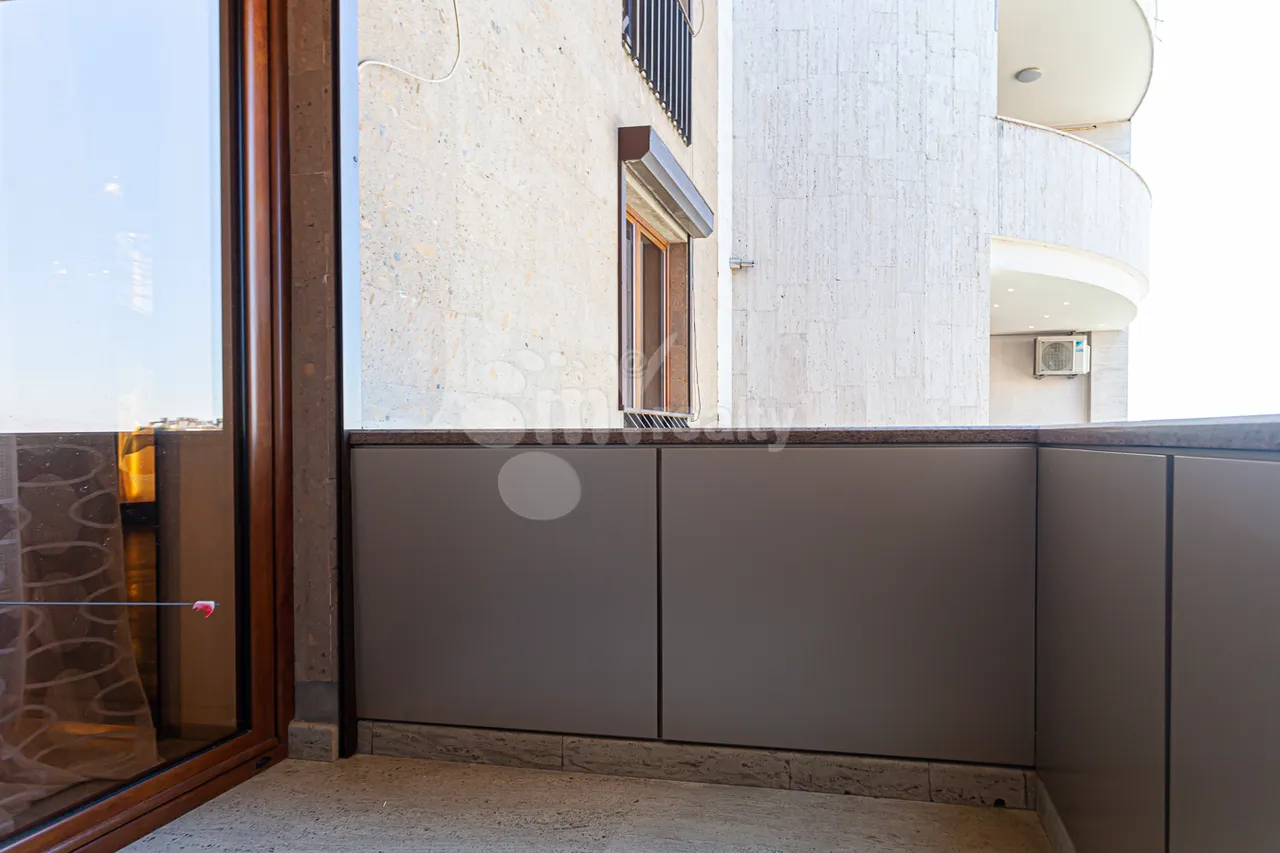 5 bedroom apartment for sale A. Avetisyan St, Arabkir Yerevan, 161825