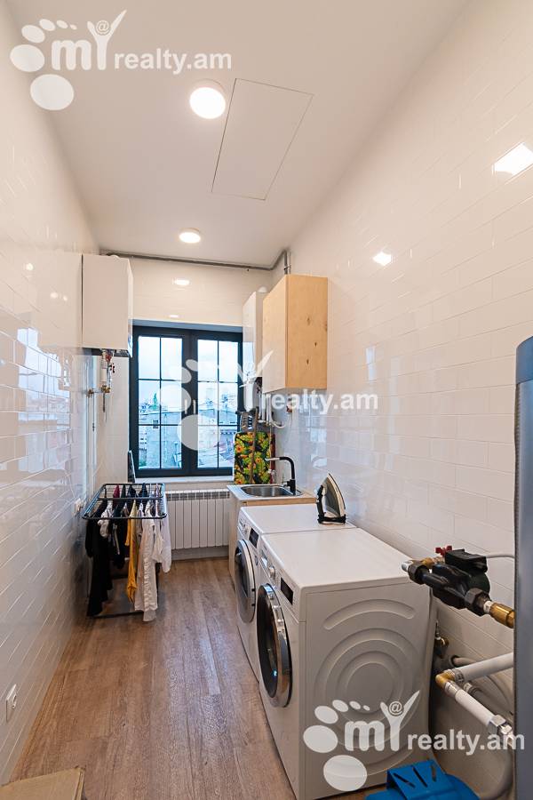 Купить 4 комнатную квартиру Пушкин ул, Центр Ереван, 143206