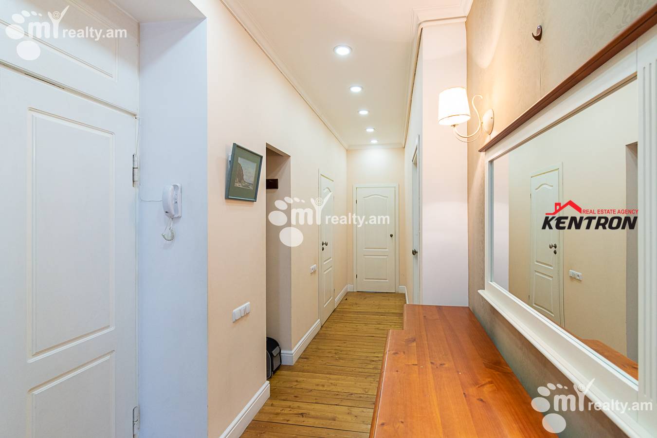 3 սենյականոց բնակարան  Պուշկինի փող, Կենտրոն Երևան, 133350