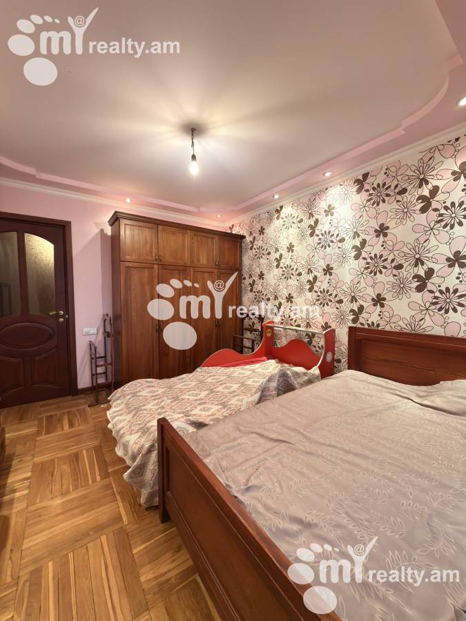 1 bedroom apartment for sale خیابان و. واقارشیان, عربگیر ایروان, 158102