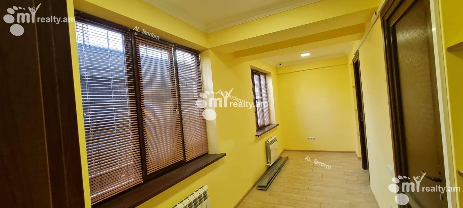 Commercial for rent خیابان ا. کاخاتریان, عربگیر ایروان, 122410