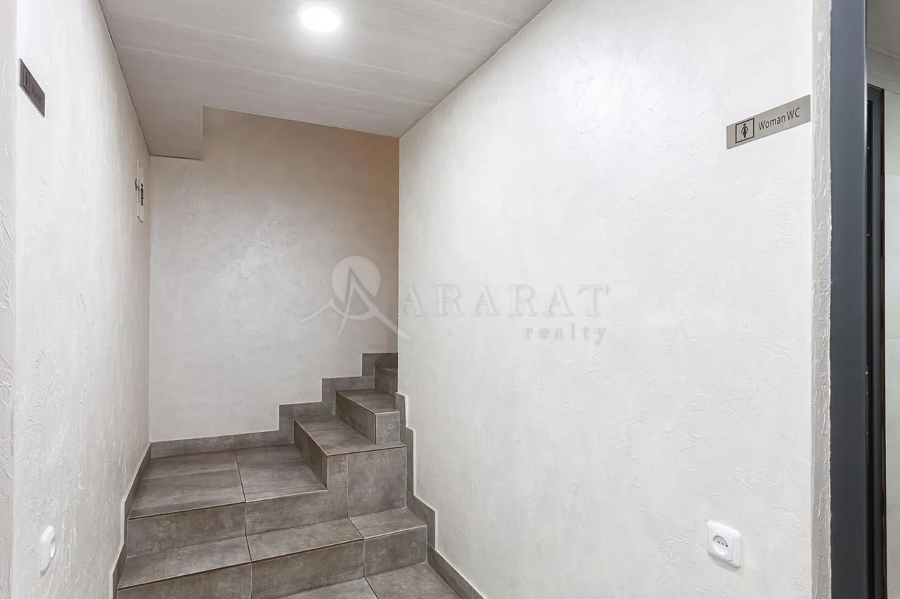 Commercial for sale خیابان کومیتاس, عربگیر ایروان, 157408