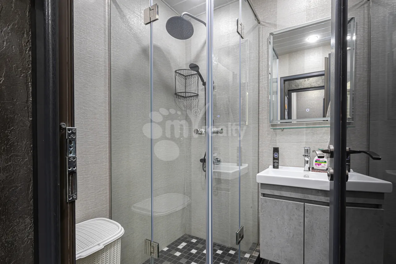 3 bedroom apartment for sale خیابان اِ. کوچار, مرکز شهر ایروان, 159487